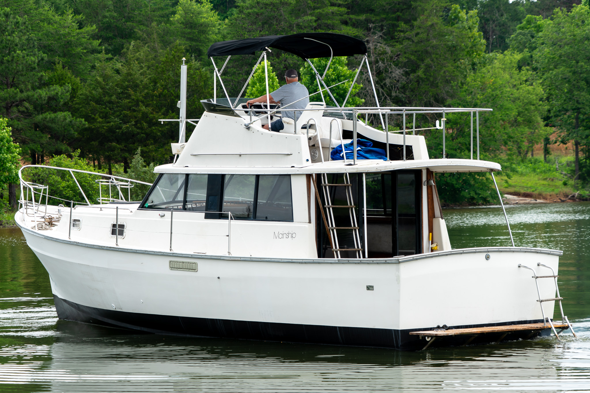 pontapyon Mainship 34 — 1979 Mainship 34 for Sale | Harbortowne Marine